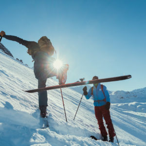 Spitzkehren Üben am Skitourenkurs Innsbruck / Tirol.