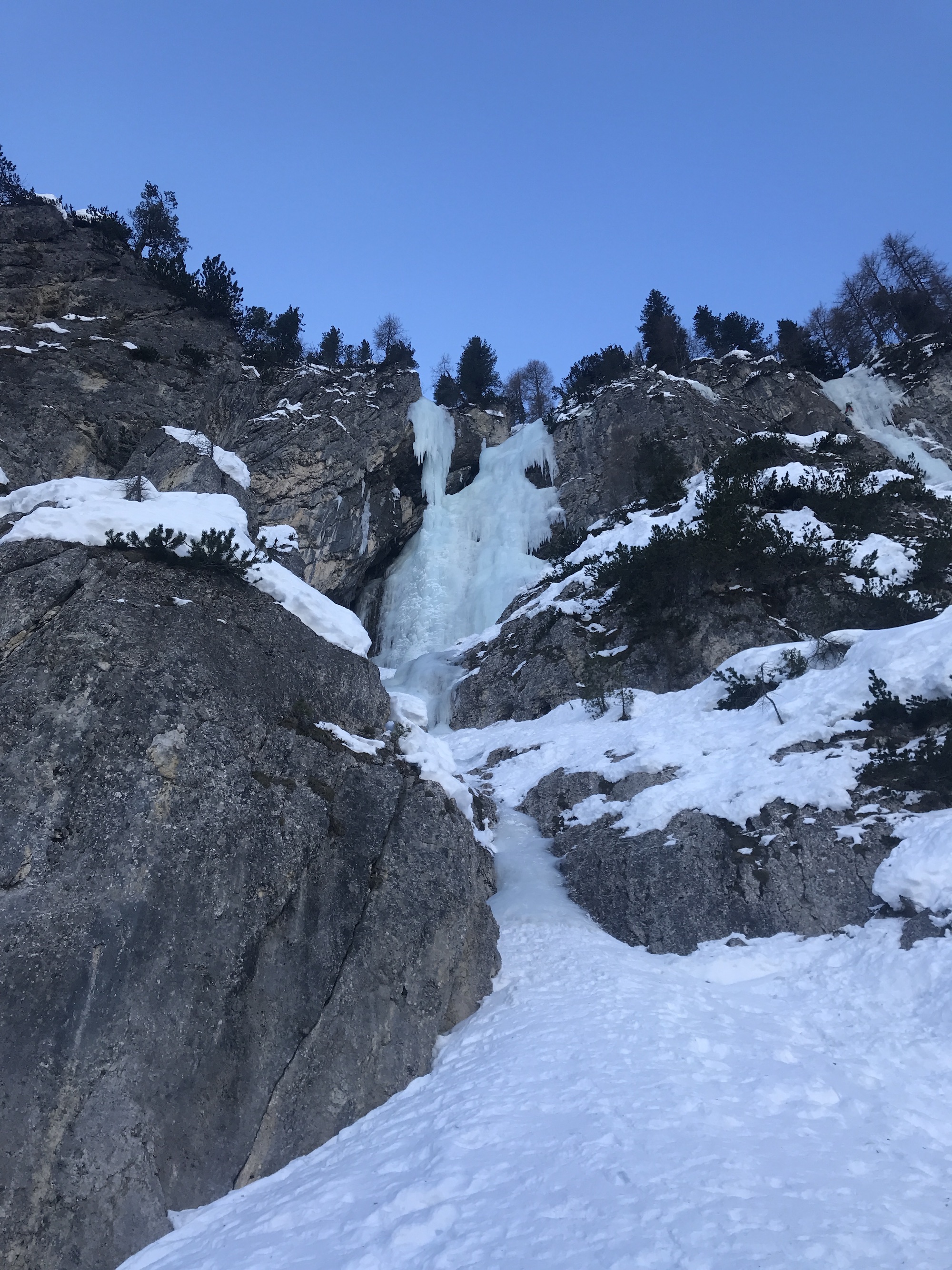 Eisklettern Dolomiten Kolfuschg Damokles