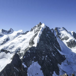 Gipfelpanorama vom Piz Morteratsch: Piz Palü, Bellavista, Piz Zupo, Piz Bernina, Piz Scerscen und Piz Roseg