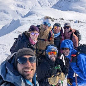 Gipfelselfie der Gruppe – Skitourenreise Island